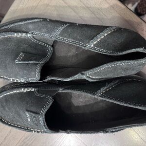 Women’s Black Ariats